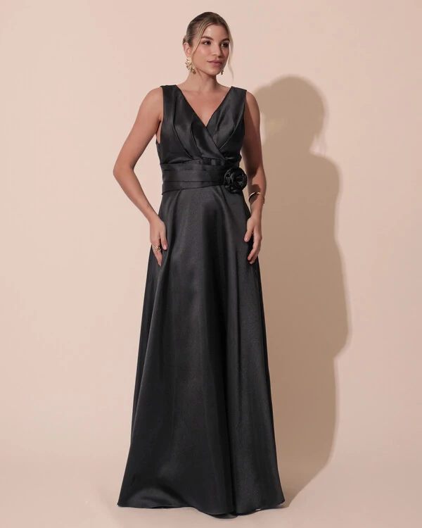 Vestido de Festa Longo Plus Size Zibeline Faixa e Flor Preto