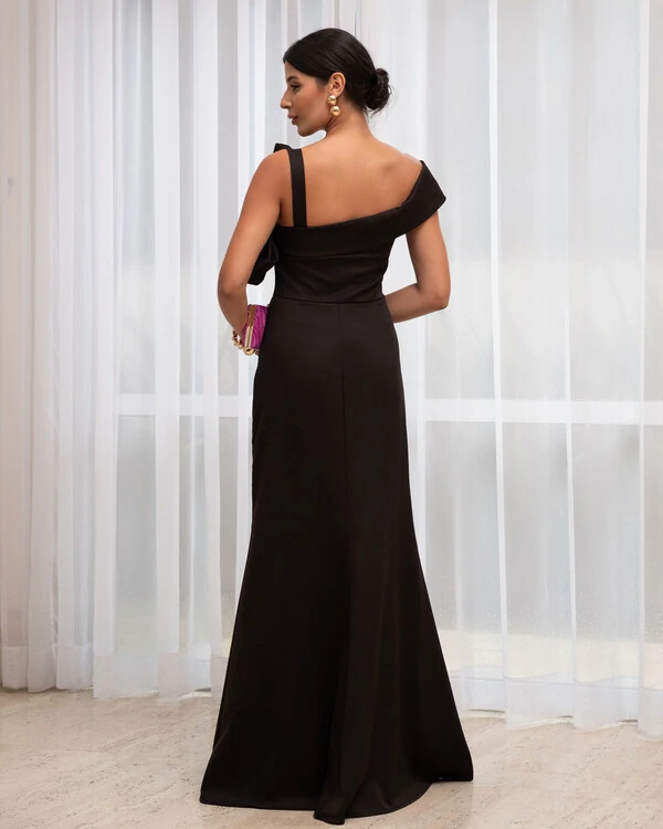 Vestido de Festa Longo em Alfaiataria com Laço e Fenda Preto