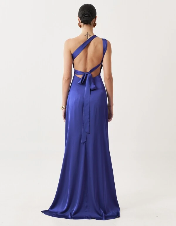 Vestido de Festa Longo Cetim Fluido Um Ombro Só Amarração Costas Azul Royal