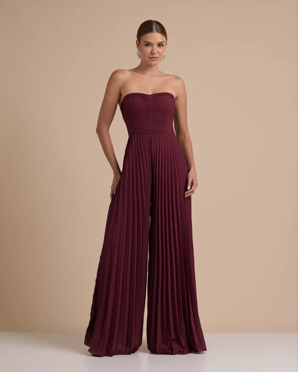 Macacão de Festa Longo Crepe Chiffon Tomara que Caia Plissado com Lenço Marsala