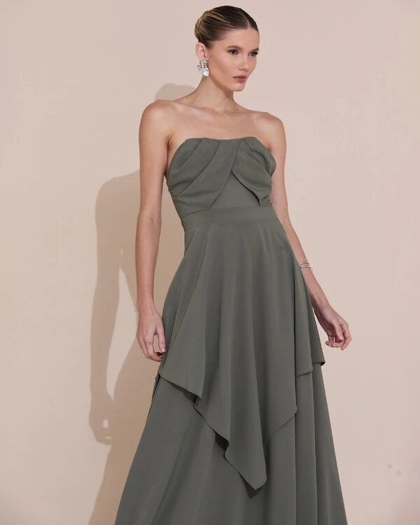 Vestido de Festa Longo Tomara que Caia Crepe Chiffon Drapeado Camadas Verde Oliva