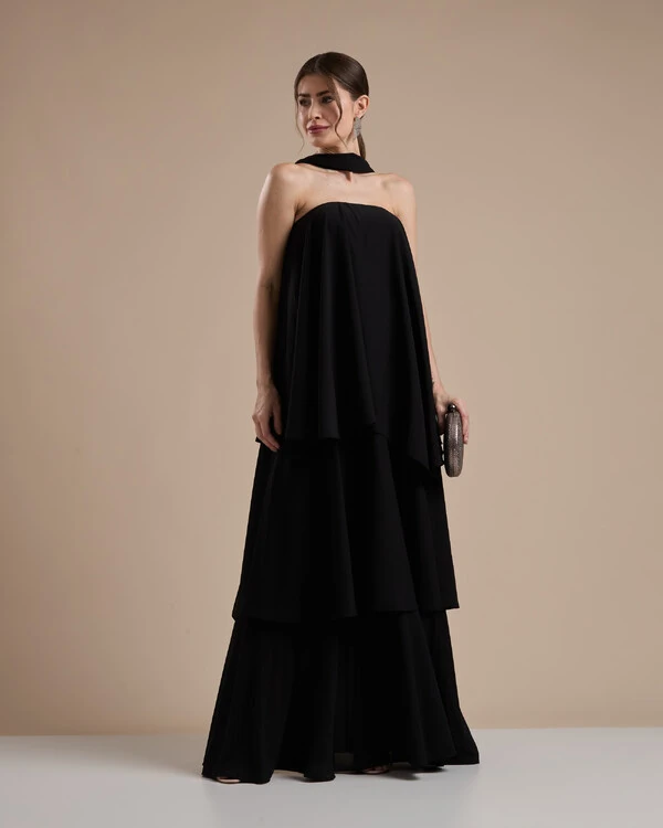 Vestido de Festa Longo Chiffon Crepe em Camadas com Lenço Preto