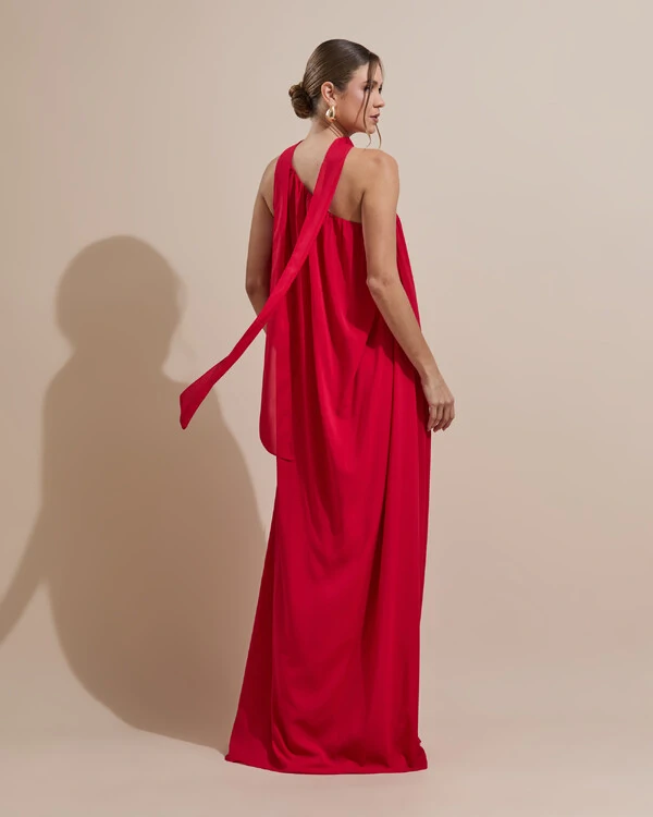 Vestido de Festa Longo Crepe Fluido um Ombro Só com Lenço Vermelho