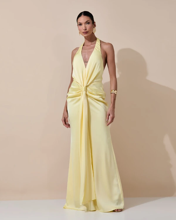 Vestido de Festa Longo Frente Única Decote V Cetim Drapeado Faixa Amarelo Manteiga