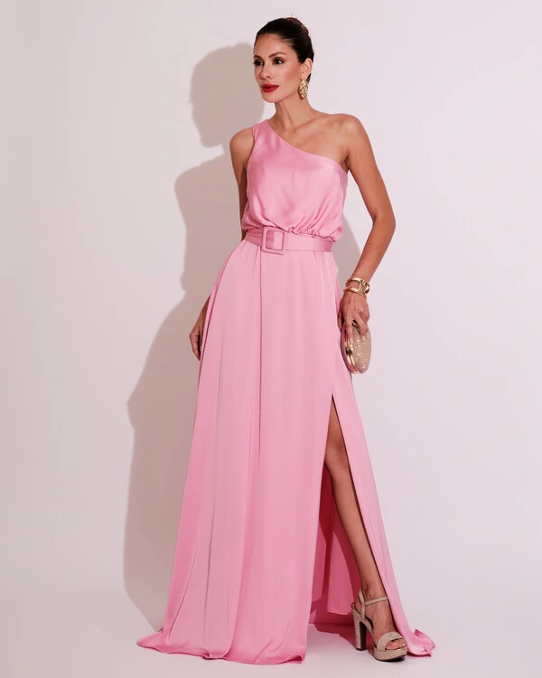 Vestido Longo um Ombro com Busto Blousê e Fenda Rosa