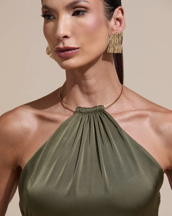 Vestido de Festa Longo Cetim Fluido com Argola Frente Única Verde Oliva