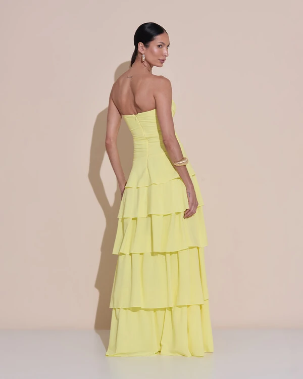 Vestido de Festa Longo Tomara que Caia Drapeado Crepe Chiffon Babados Camadas Amarelo Manteiga