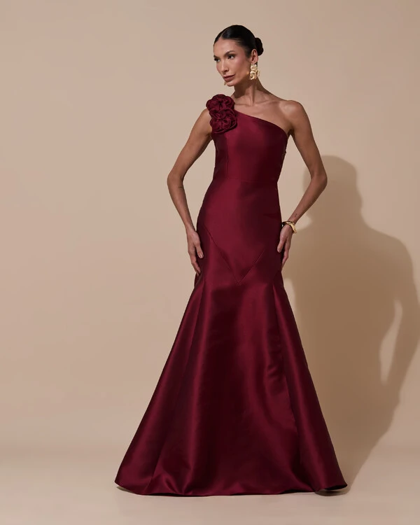 Vestido de Festa Longo Zibeline um Ombro Só Flor Removível Saia Sereia Marsala Escuro