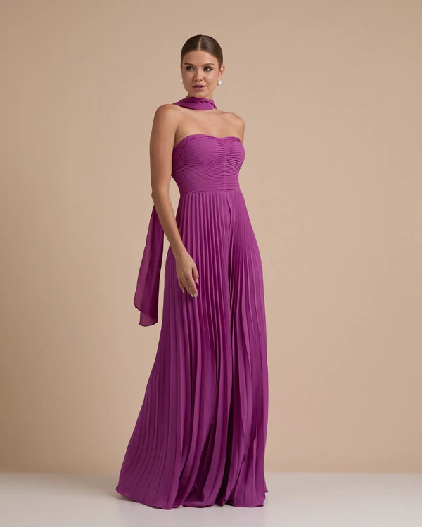 Macacão de Festa Longo Crepe Chiffon Tomara que Caia Plissado com Lenço Fúcsia