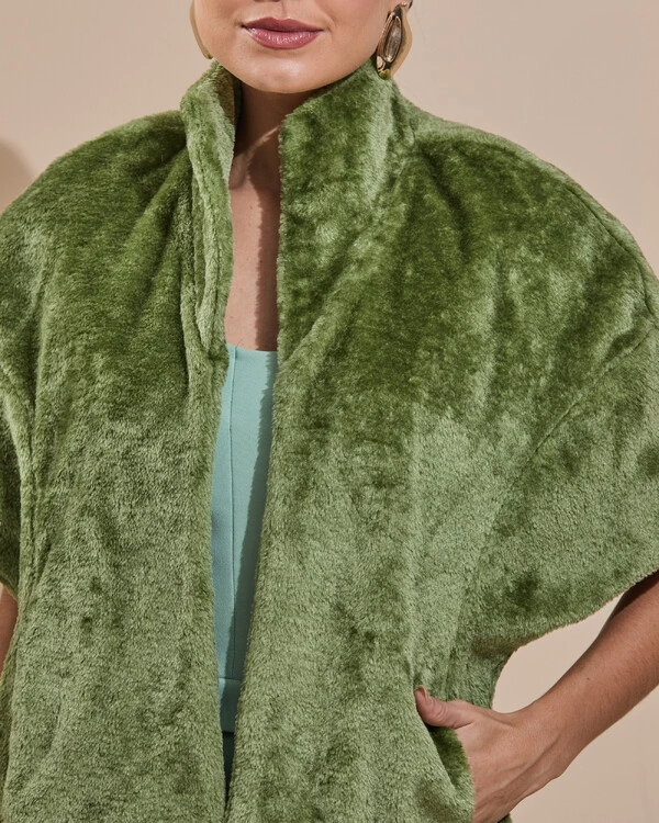 Estola Fake Fur Verde Musgo