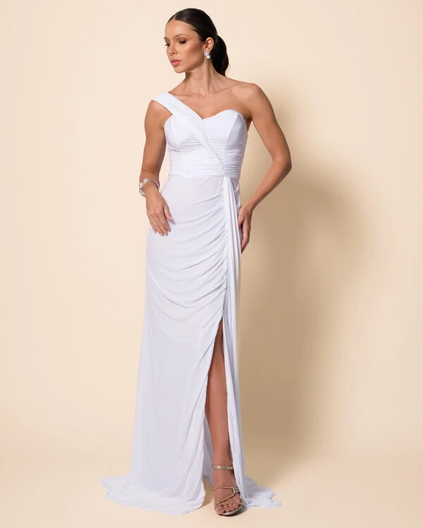 Vestido de Festa Longo Tule Tomara que Caia Faixa Detalhe Drapeado e Fenda Branco