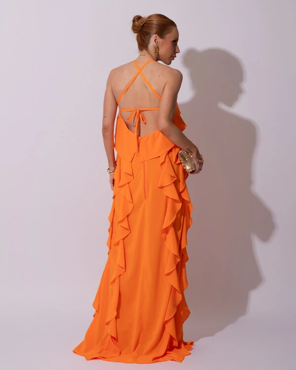 Vestido de Festa Longo Crepe Chiffon Frente Única Babados Cascata e Flor Laranja