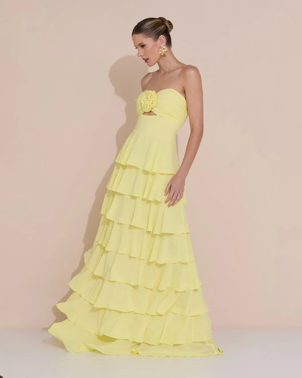 Vestido de Festa Longo Crepe Chiffon Tomara que Caia Plissado Flor Camadas Amarelo Manteiga