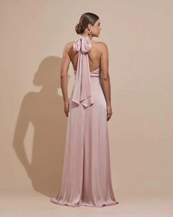 Vestido de Festa Gola Alta com Decote nas Costas Acetinado Rosa Nude
