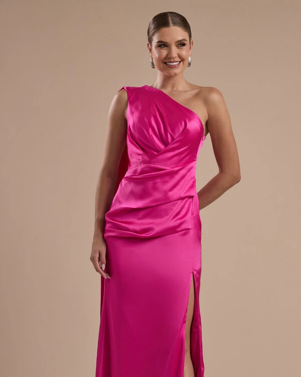 Vestido de Festa Longo Cetim Alfaiataria Um Ombro Só Drapeado com Lenço Pink