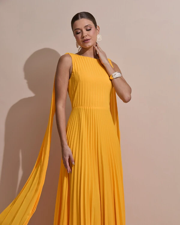 Vestido de Festa Longo Crepe Chiffon Plissado com Lenço nas Alças Laranja Manga New