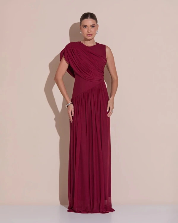 Vestido de Festa Longo Capa Drapeado Tule Saia Fluida Marsala