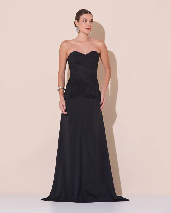 Vestido de Festa Longo Decote Coração Crepe Chiffon Drapeado Plissado Lenço Preto