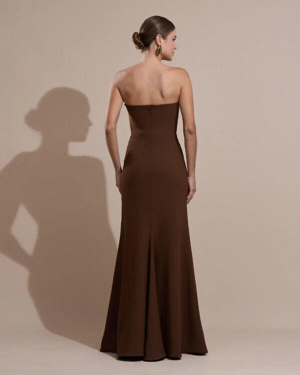 Vestido de Festa Longo Tomara que Caia Alfaiataria Marrom