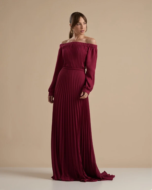 Vestido de Festa Longo Crepe Chiffon Plissado Ombro a Ombro Cereja