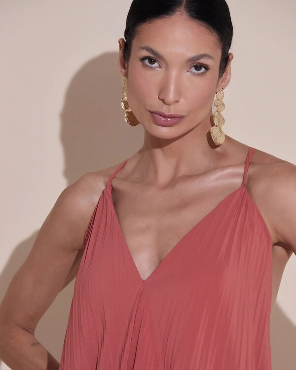 Vestido de Festa Longo Plissado Crepe Chiffon Decote V Alças Finas Terracota