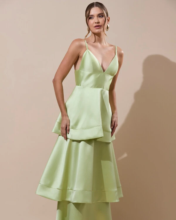 Vestido de Festa Longo Zibeline em Camadas Decote em V com Alças Verde Lima New