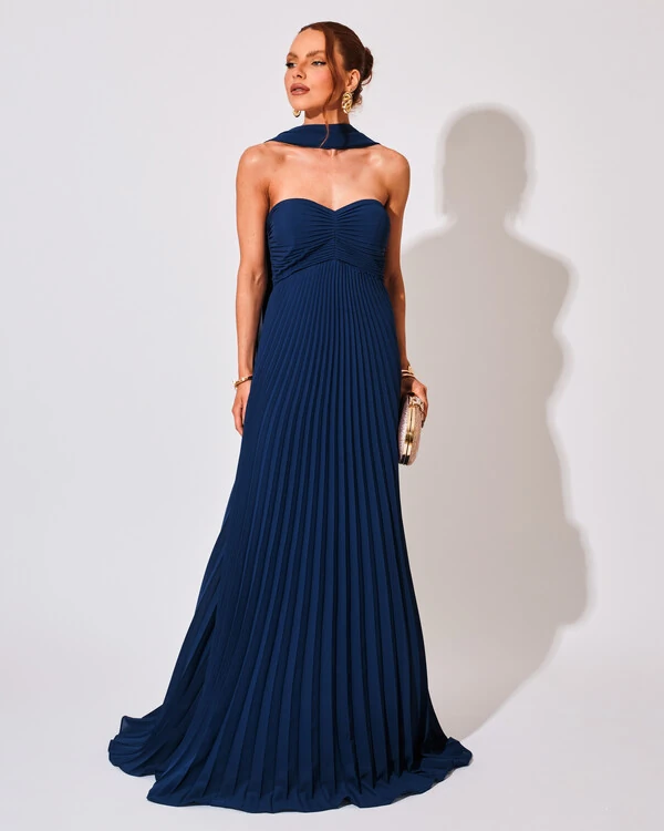 Vestido de Festa Longo Tomara que Caia Plissado com Lenço Azul Marinho