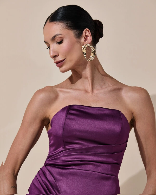 Vestido de Festa Longo Tomara que Caia Cetim Alfaiataria Drapeado Lenço Roxo