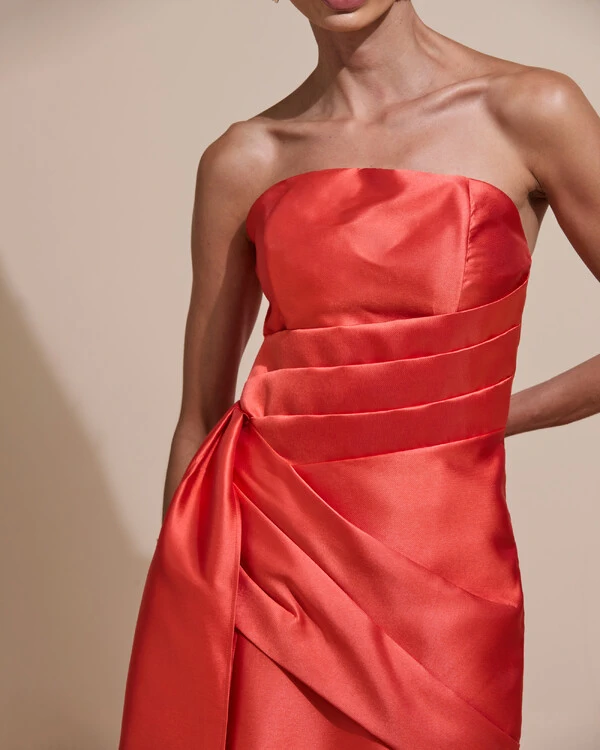 Vestido de Festa Longo Tomara que Caia Zibeline Drapeado e Faixa Laranja