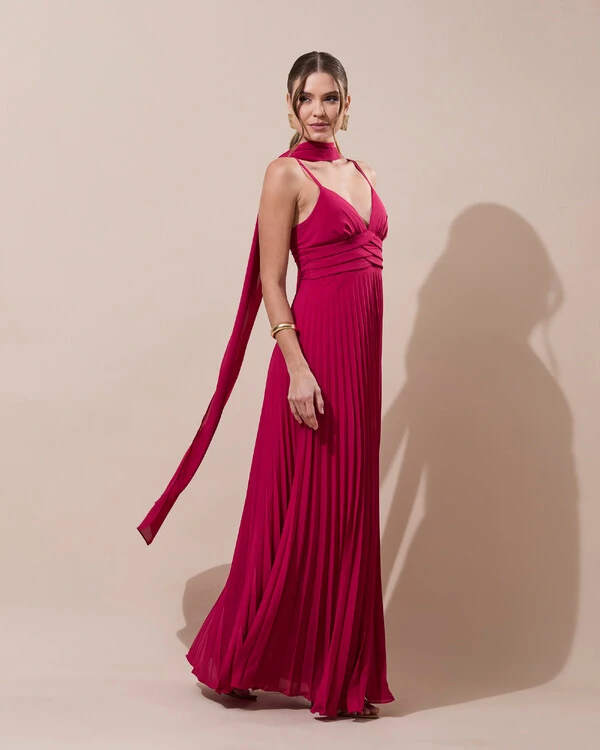 Vestido de Festa Longo Plissado Crepe Chiffon com Alça e Lenço Cereja