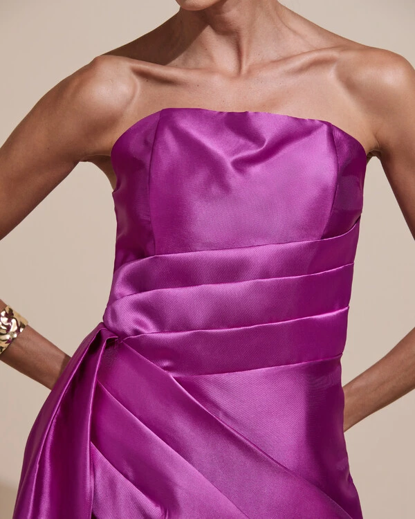 Vestido de Festa Longo Tomara que Caia Zibeline Drapeado e Faixa Fúcsia