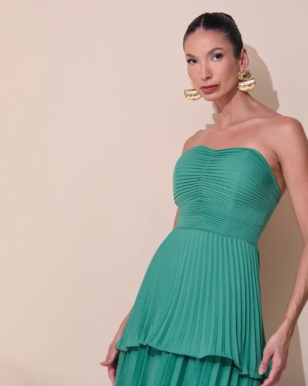 Vestido de Festa Longo Tomara que Caia Crepe Chiffon Plissado Camadas Verde Matcha Escuro