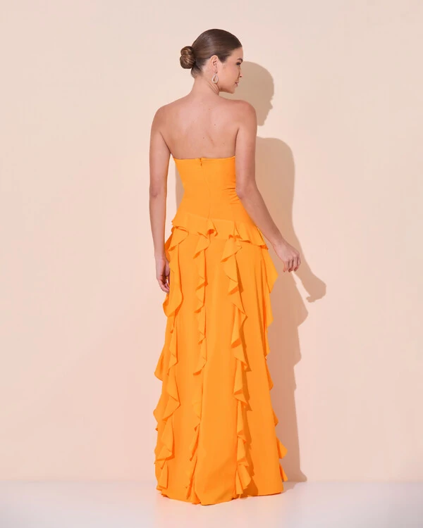 Vestido de festa Longo Tomara que Caia Crepe Chiffon com Babados Cascata e Fenda Laranja Manga New