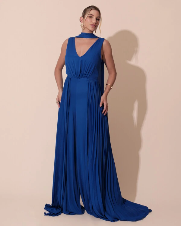 Macacão de Festa Longo Crepe Pantalona Plissado e Lenço Azul Royal