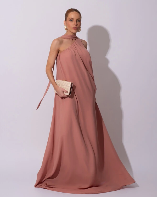 Vestido de Festa Longo Crepe Fluido um Ombro Só com Lenço Rose