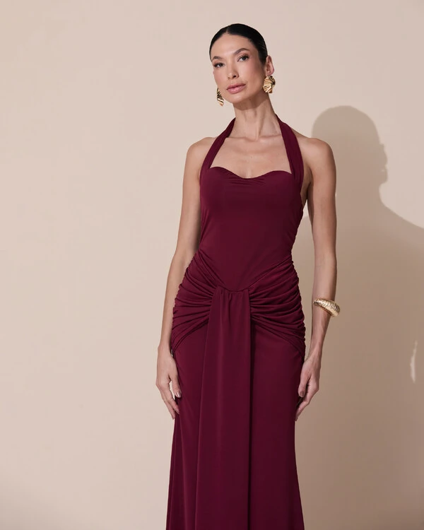 Vestido de Festa Longo Decote Coração Malha Jersey Drapeado Costas Trançada Marsala Escuro