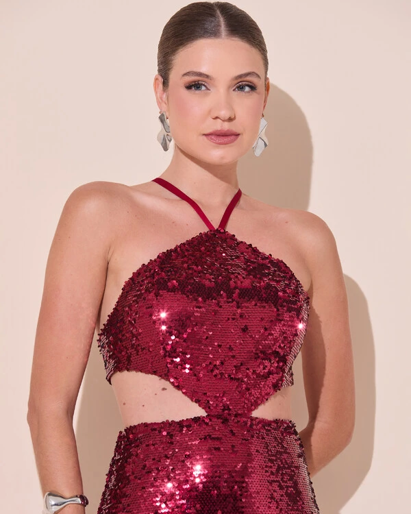 Vestido de Festa Longo Frente Única Paetê Recortes Costas Trançada Marsala