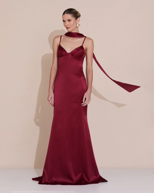 Vestido de Festa Longo Decote Coração Cetim Alfaiataria Trançado Costas Lenço Marsala