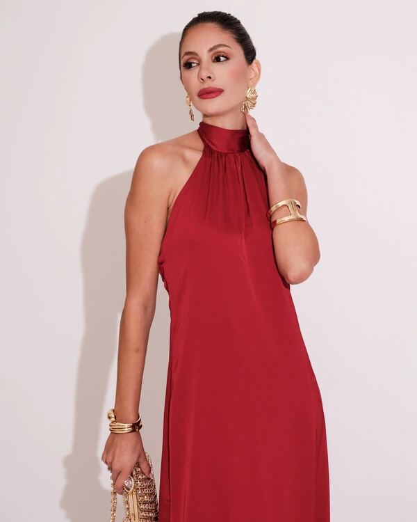 Vestido de Festa Gola Alta com Decote nas Costas Acetinado Marsala Escuro