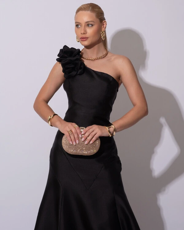 Vestido de Festa Longo Zibeline um Ombro Só Flor Removível Saia Sereia Preto