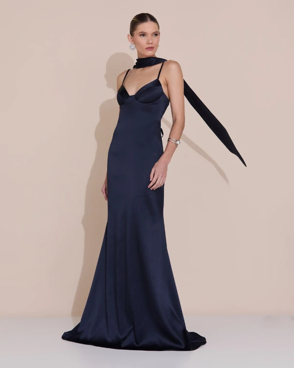 Vestido de Festa Longo Decote Coração Cetim Alfaiataria Trançado Costas Lenço Azul Marinho Escuro