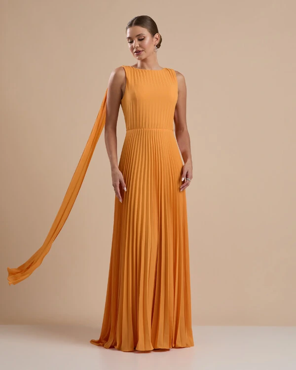 Vestido de Festa Longo Crepe Chiffon Plissado com Lenço nas Alças Laranja Manga