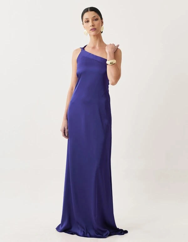 Vestido de Festa Longo Cetim Fluido Um Ombro Só Amarração Costas Azul Marinho