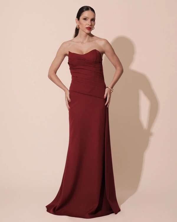 Vestido de Festa Longo Alfaiataria Tomara que Caia Drapeado Faixa Marsala