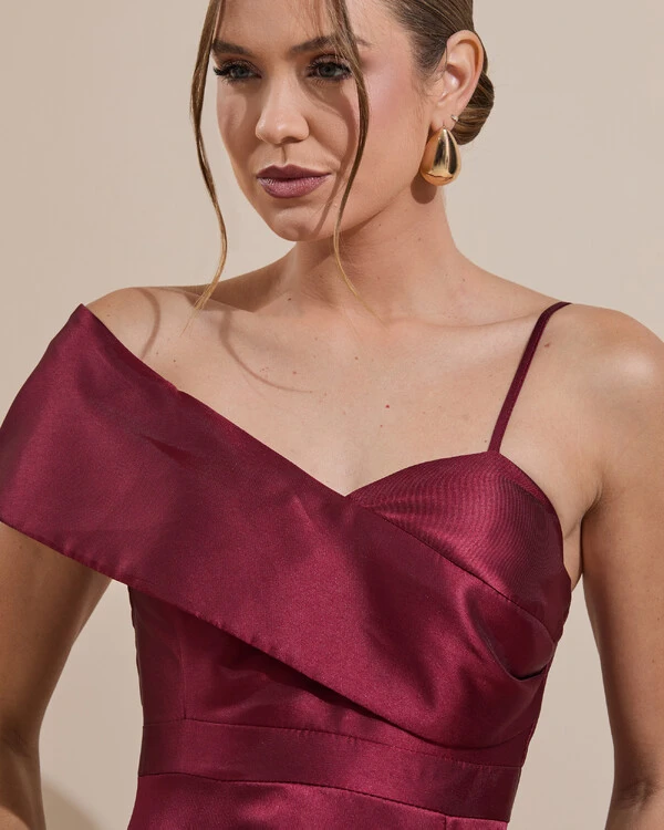 Vestido de Festa longo Faixa Ombro e Fenda Zibeline Marsala Escuro