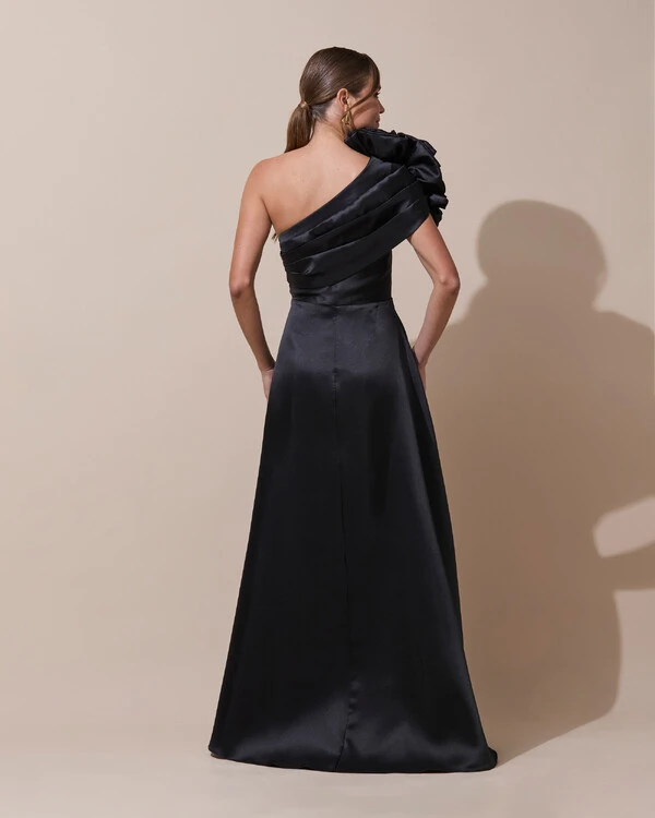Vestido de Festa Longo Zibeline um Ombro Só Flor Drapeado Preto