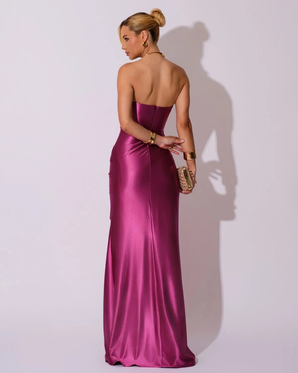 Vestido de Festa longo Cetim Malha Metálico Tomara que Caia Detalhe Drapeado Fúcsia