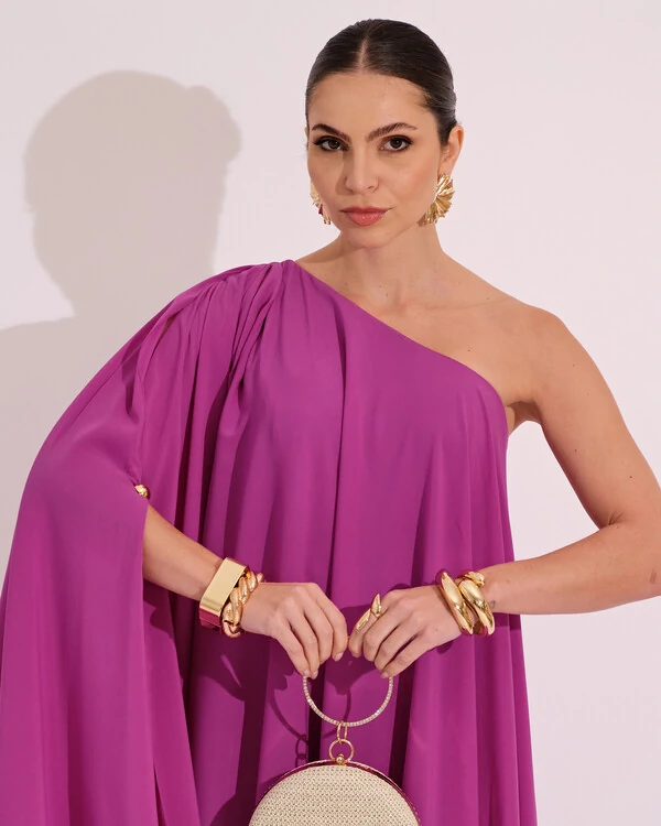 Vestido de Festa um Ombro com Capa Crepe Fluido Fúcsia