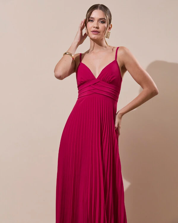 Vestido de Festa Longo Plissado Crepe Chiffon com Alça e Lenço Cereja