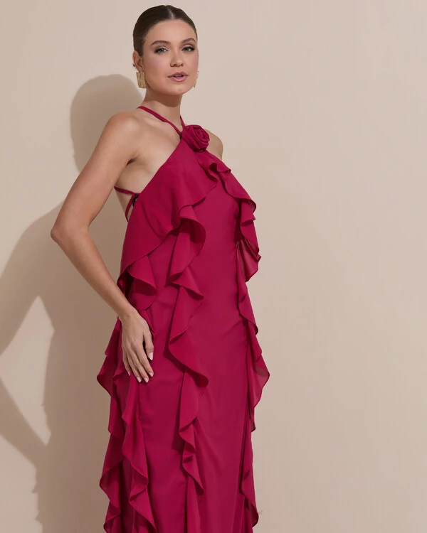 Vestido de Festa Longo Crepe Chiffon Frente Única Babados Cascata e Flor Cereja